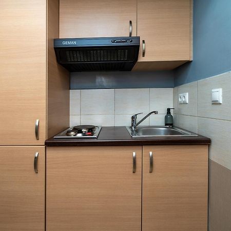 Ideally Located Apartment In Central أثينا المظهر الخارجي الصورة