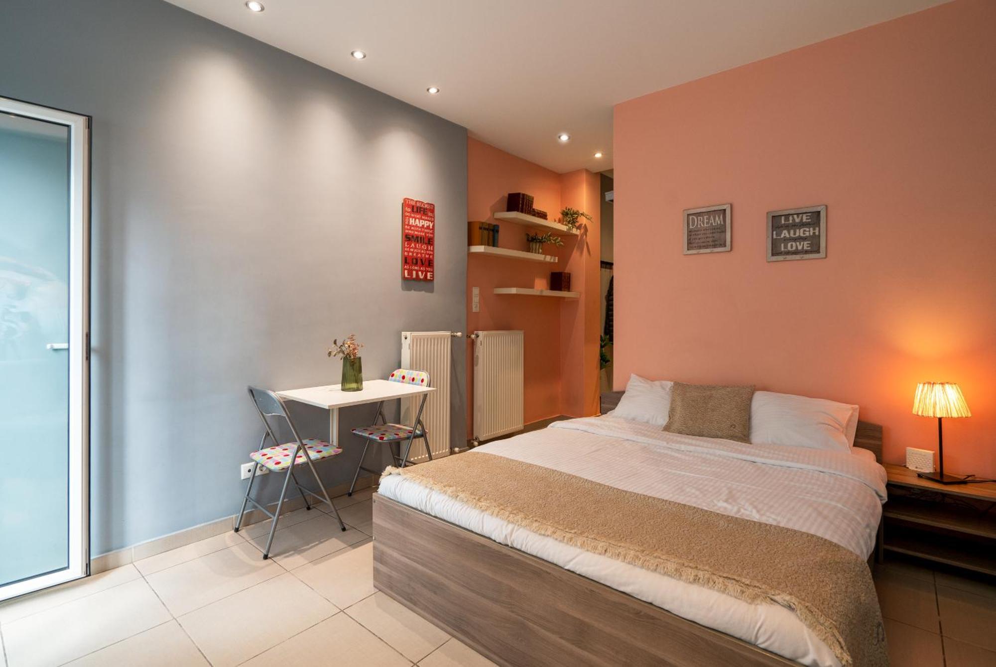 Ideally Located Apartment In Central أثينا المظهر الخارجي الصورة