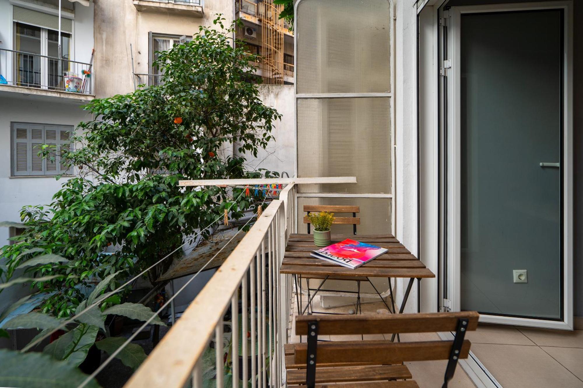 Ideally Located Apartment In Central أثينا المظهر الخارجي الصورة