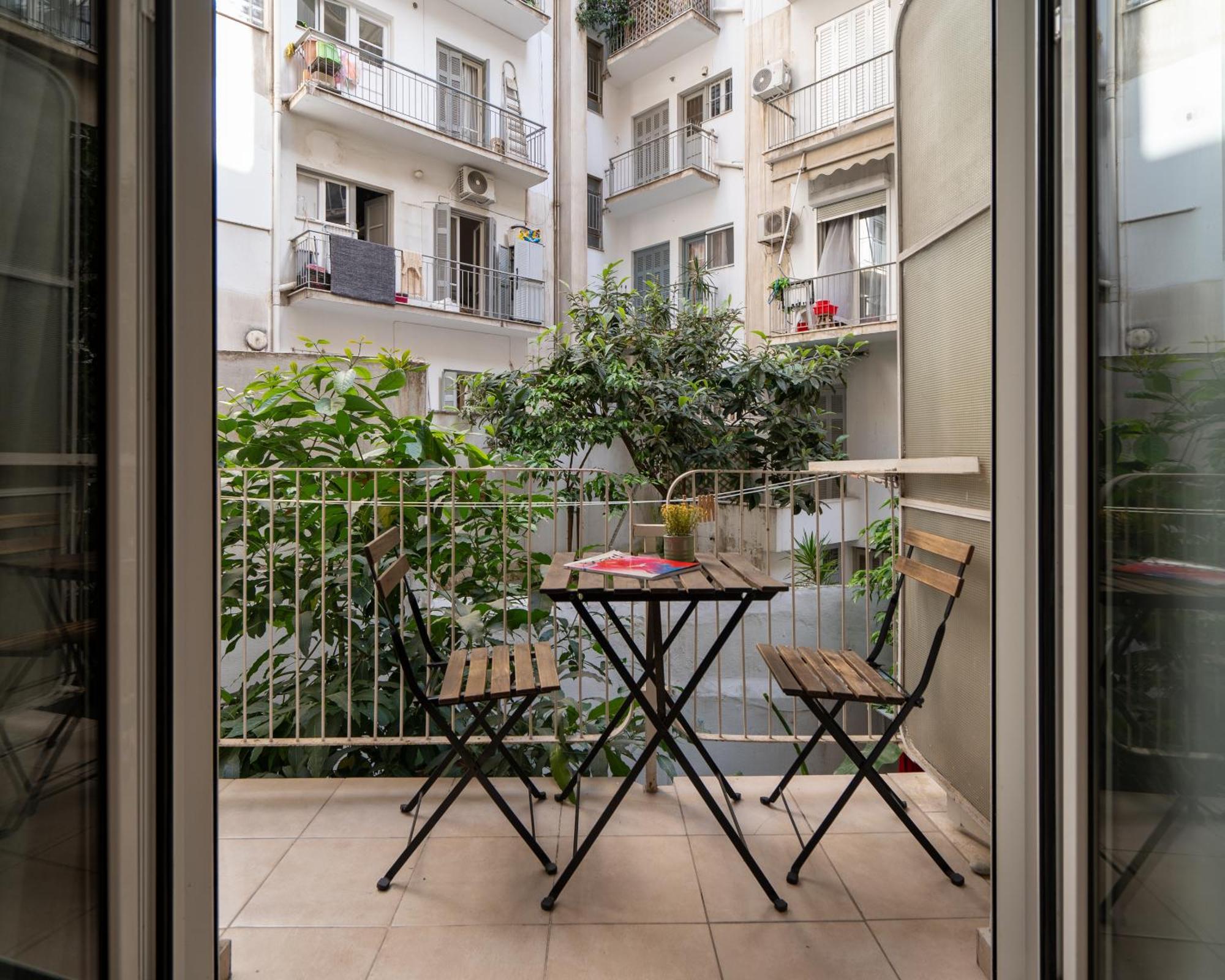 Ideally Located Apartment In Central أثينا المظهر الخارجي الصورة